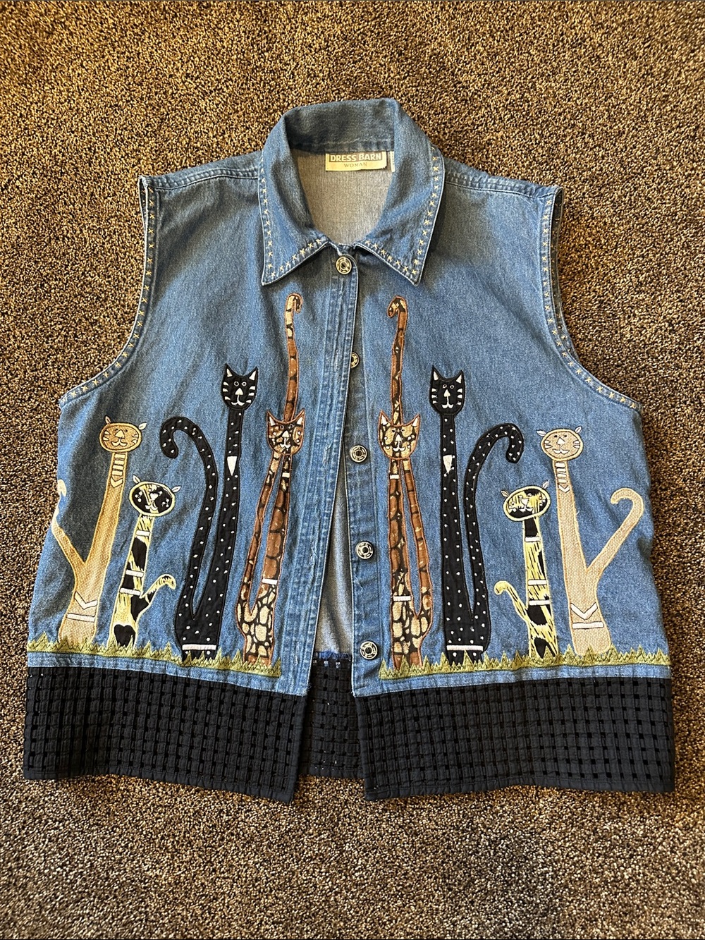 Dress Barn Woman 1X Denim Cat Embroidered Vest -cute!